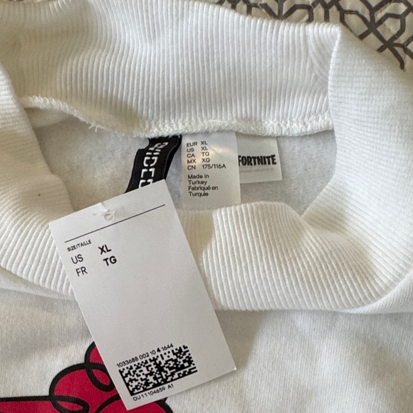 Divided White Fortnite Cropped Sweatshirt - Picture 2 of 6